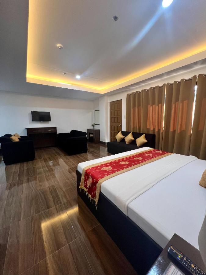 Island Wanderers Inn Coron Exterior foto